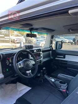 تويوتا إف جي كروزر